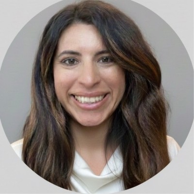 Lizzeth Almendarez, founder of Finla